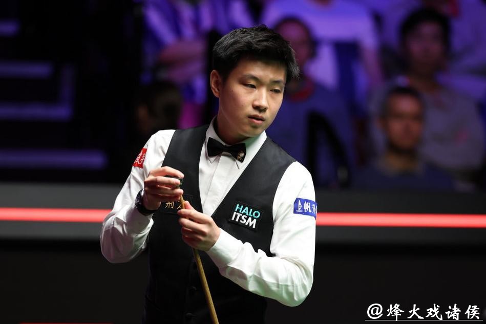 赵心童6-1战胜斯佳辉 晋级斯诺克国锦赛八强 赵心童6-1战胜斯佳辉 晋级斯诺克国锦赛八强