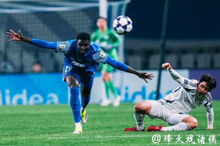 铭记场面 | 申花新援首次亮相，亚冠赛场不敌町田泽维亚