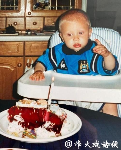 高效哈兰德征服多特球迷 德国媒体:多特梦重启 高效哈兰德征服多特球迷 德国媒体:多特梦重启