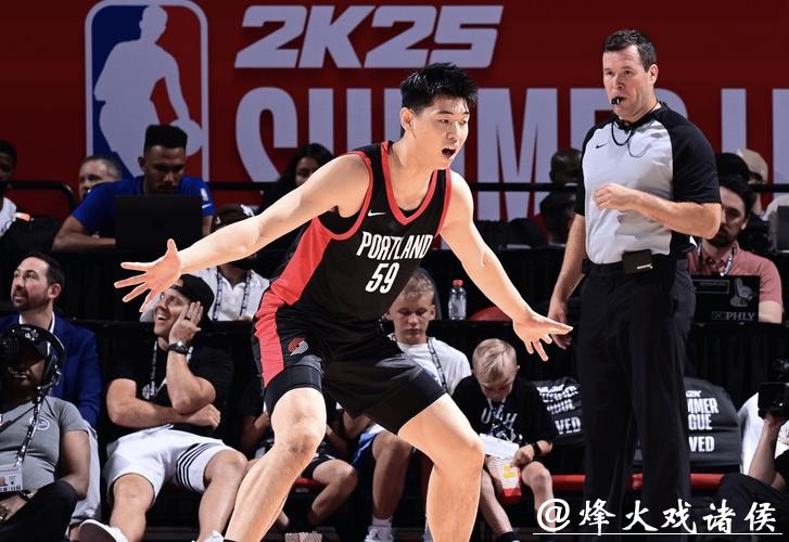 崔永熙登场4分钟贡献5分 2记高难进球点燃全场 崔永熙登场4分钟贡献5分 2记高难进球点燃全场